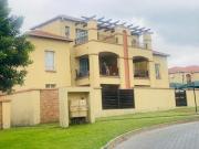 3 bedroom town house on the market i.