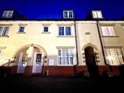 3 bedroom town house to rent