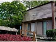 3 Bedroom Townhome in Perfect Location 12414 73rd Ln S