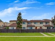 3 Bedroom Townhouse Edmonton AB 96275493