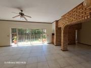 3 Bedroom Townhouse For Sale in Irene Park