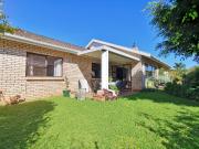 3 Bedroom Townhouse For Sale in Summerstrand