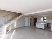 3 Bedroom Townhouse in Bloemspruit