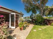 3 Bedroom Townhouse in Constantia
