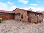 3 Bedroom Townhouse in Edleen