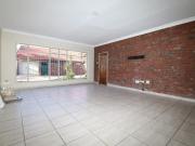 3 Bedroom Townhouse in Meiringspark