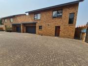 3 Bedroom Townhouse in Raceview