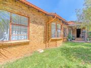 3 Bedroom Townhouse in Randpark Ridge