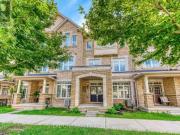 3 Bedroom Townhouse Oakville ON 94212997