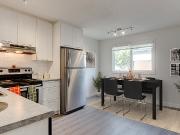 3 Bedroom Townhouse Premium 44 Radcliffe Cres Se...