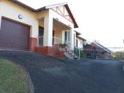 3 Bedroom townhouse sectional rented in Lincoln Meade,...