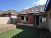 3 Bedroom townhouse sectional rented in Shellyvale,...