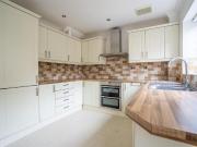 3 bedroom townhouse to rent