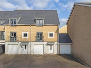 3 bedroom townhouse to rent