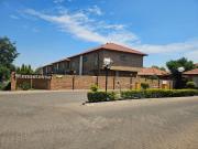 3 Bedroom Townhouse to rent in Annlin