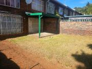 3 Bedroom Townhouse To Rent in Birchleigh