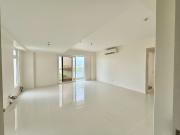 3 Bedroom Unit for sale in Oak Harbor Residences in...