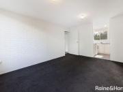 3 Bedroom Unit in Fantastic Location