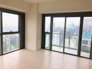 3 Bedroom Unit with balcony for Sale in Uptown Ritz,...