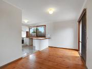 3 bedroom villa 2 bathrooms!