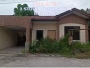 3 Bedroom w/ Car Garage House & Lot in VILLA GRANDE...