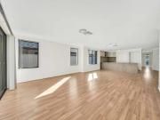 3 BEDROOMS 2 BATHROOMS DOUBLE GARAGE