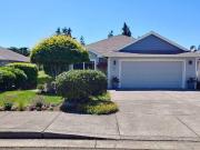 3 bedrooms and 2 full bathrooms for rent
