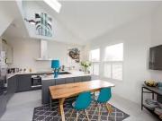 3 bedrooms Apartment or flat to rent in Putney Bridge...
