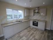 3 Bedrooms Bungalow for rent in Burlea Drive,...