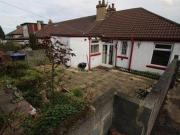 3 Bedrooms Bungalow for rent in Hutton Road, Bradford BD5
