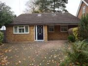 3 Bedrooms Bungalow for rent in The Ridgeway, Watford WD17