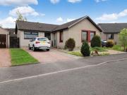 3 Bedrooms Bungalow for sale in Campbell Crescent, Cupar...