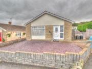 3 Bedrooms Bungalow for sale in Kingrosia Park, Clydach,...