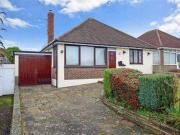 3 Bedrooms Bungalow for sale in Maytree Avenue,...