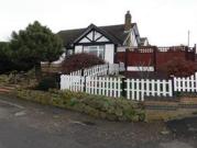 3 Bedrooms Bungalow for sale in Meynell Street, Church...