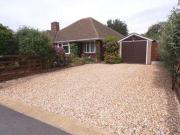 3 Bedrooms Bungalow for sale in Newlands Road, Baddesley...