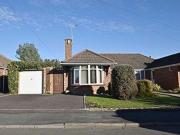 3 Bedrooms Bungalow for sale in Oxstalls Drive,...