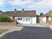 3 Bedrooms Bungalow for sale in The Greenway, Potters...