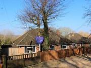 3 Bedrooms Bungalow for sale in Wrecclesham Hill,...