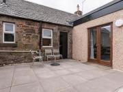 3 Bedrooms Cottage for rent in Captains Road, Edinburgh EH17