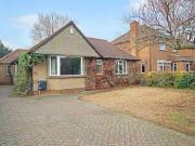 3 Bedrooms Detached bungalow for sale in Ashley Lane,...