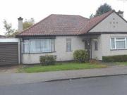 3 Bedrooms Detached bungalow for sale in Elm Avenue,...
