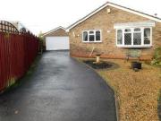 3 Bedrooms Detached bungalow for sale in Hawthorn Close,...