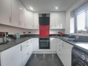 3 Bedrooms Detached bungalow for sale in Roehampton...