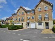 3 Bedrooms Detached house for rent in Arklay Close,...