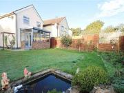3 Bedrooms Detached house for rent in Beverley Close,...