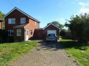 3 Bedrooms Detached house for rent in Broadlands, Bourne...
