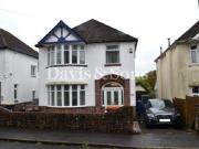 3 Bedrooms Detached house for rent in Chepstow Road,...