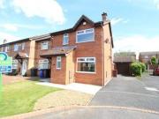 3 Bedrooms Detached house for rent in Dewberry Close,...