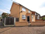 3 Bedrooms Detached house for rent in Errington Close,...